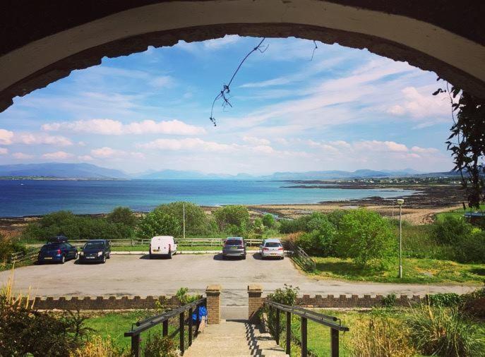 Skye Basecamp Hostel, Broadford Bay, Isle Of Skye Εξωτερικό φωτογραφία